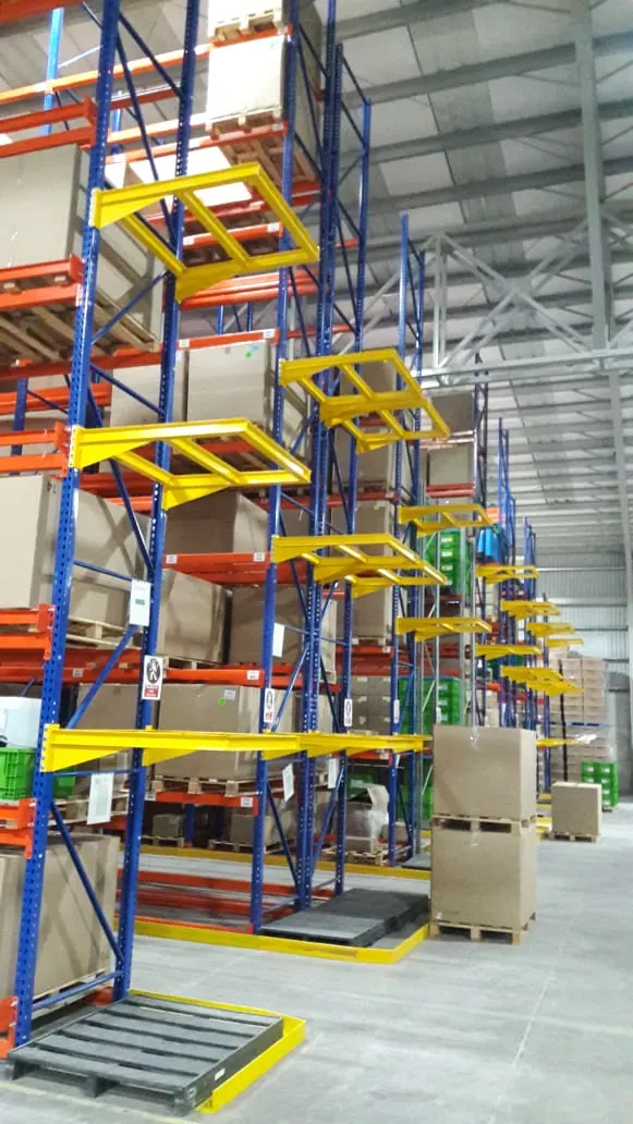 Temporary empty pallet rack