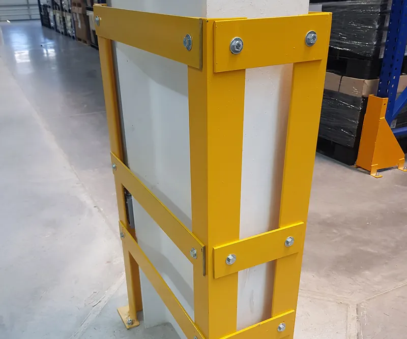 Accessories. Column guard for aisle protection.