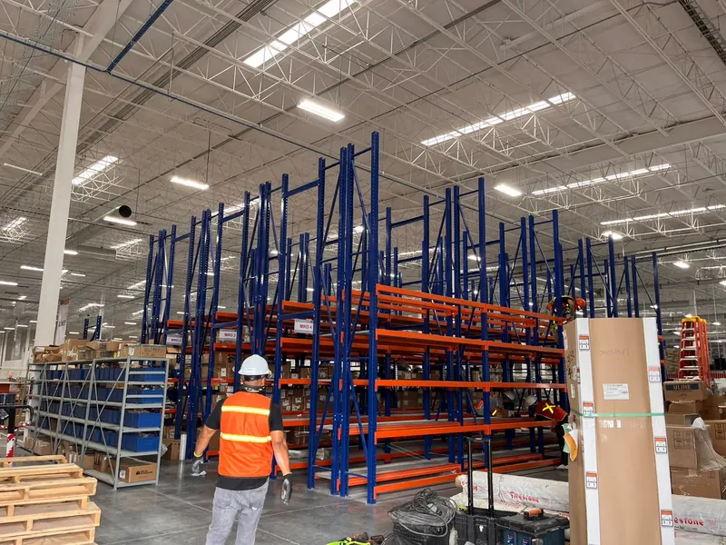 Instalación de estructura de almacenamiento