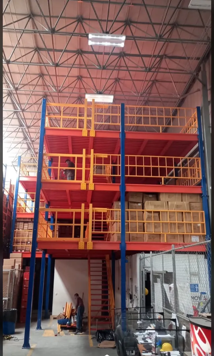 Mezzanine instalado por HIE
